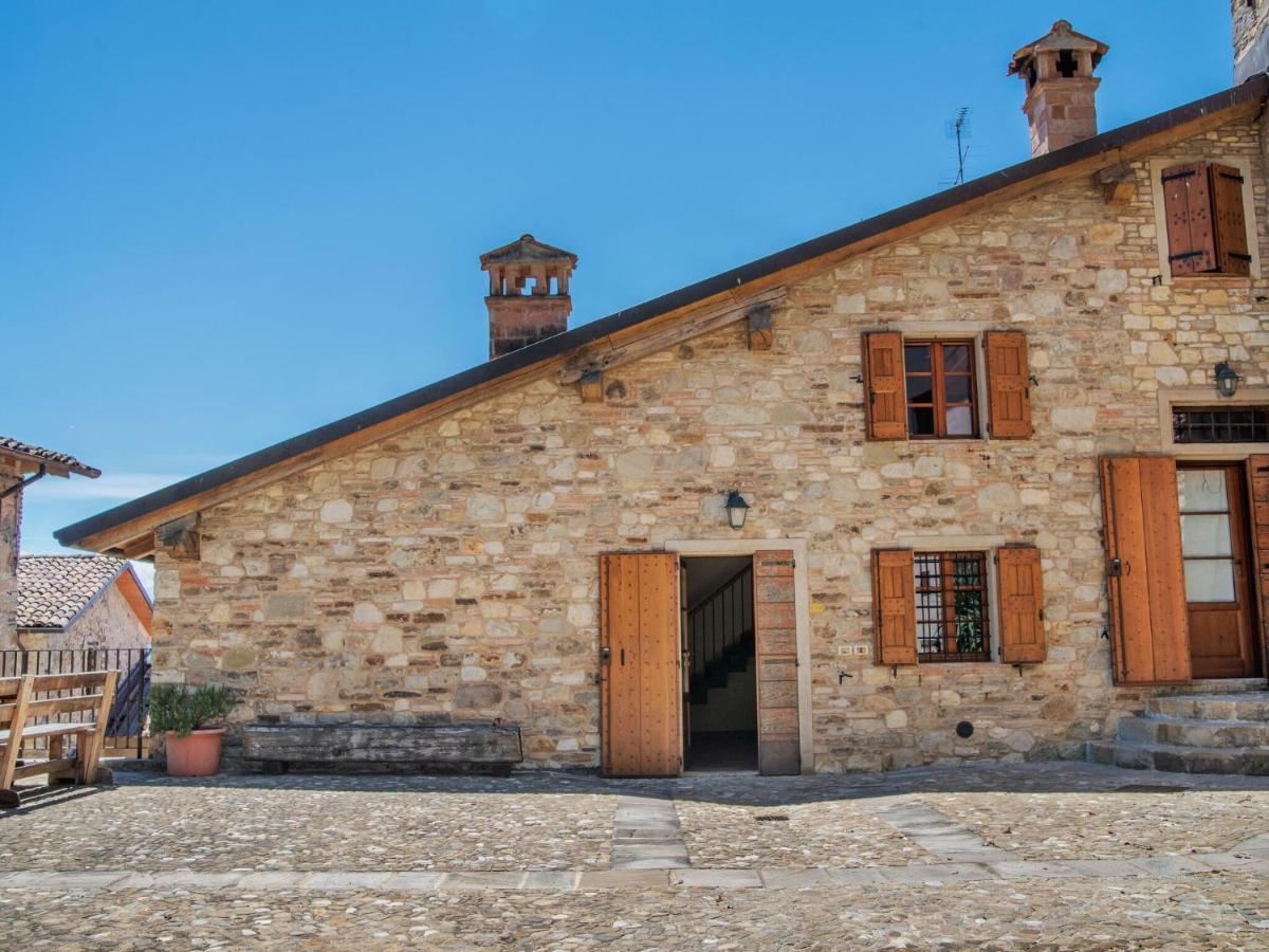Belvilla By Oyo Aia Castellarano Esterno foto